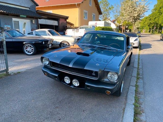 1965 Ford Mustang Fastback grau2