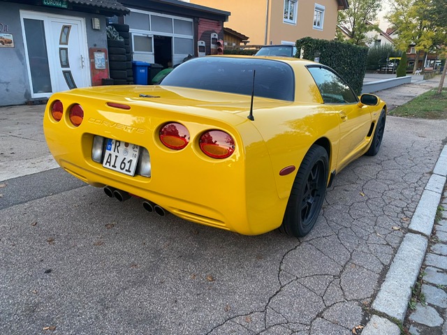 2001 Z065