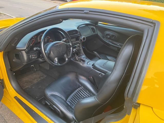 2001 Z066