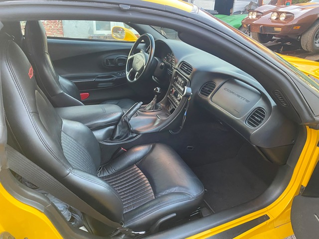 2001 Z067