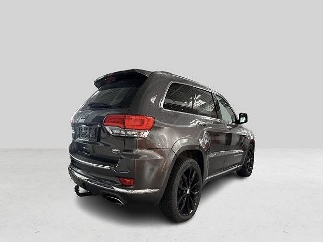 2015 Jeep Grand Cherokee Summit2